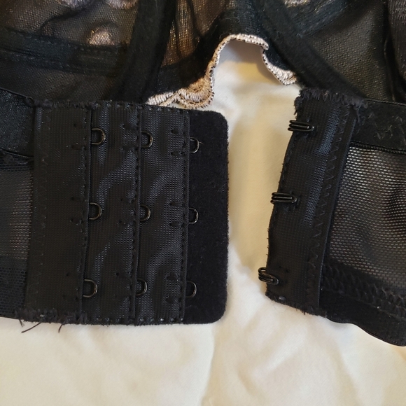 Fashion Bug Black and Cream Underwire Bra - Picture 2 of 5